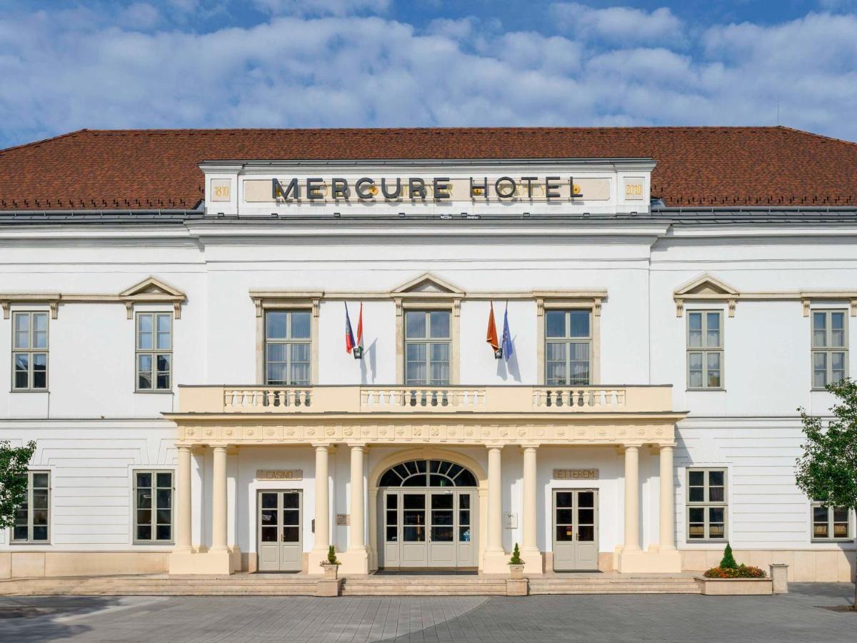 Hotel Magyar Király Székesfehérvár Exterior foto